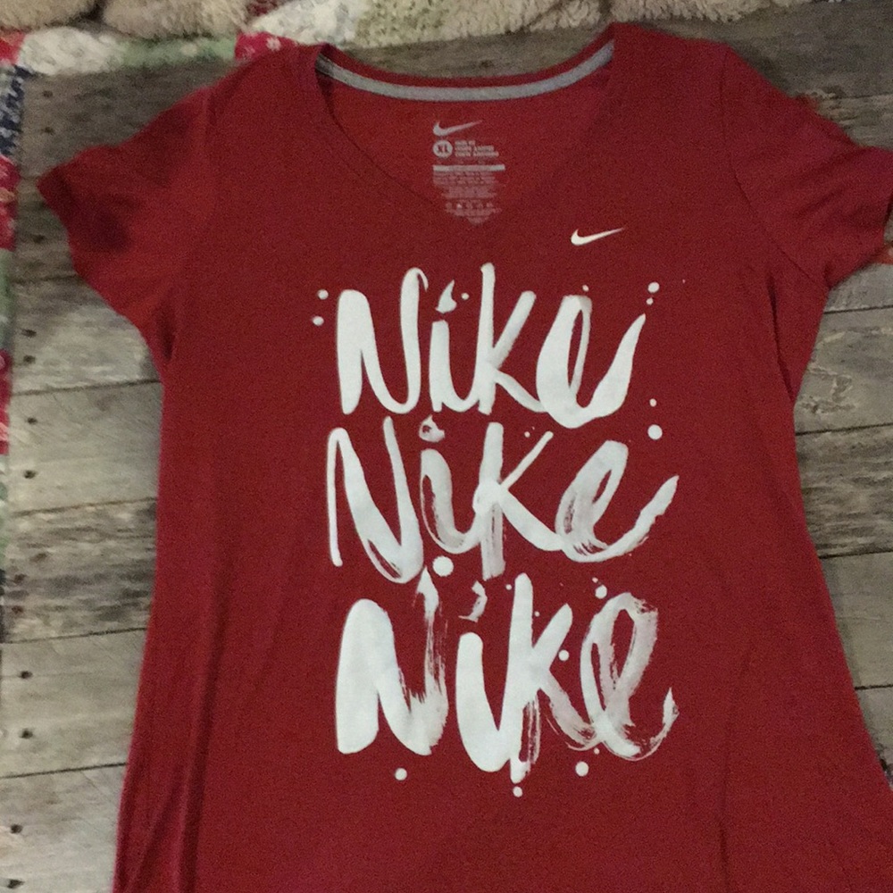 Nike Slim fit workout shirt
